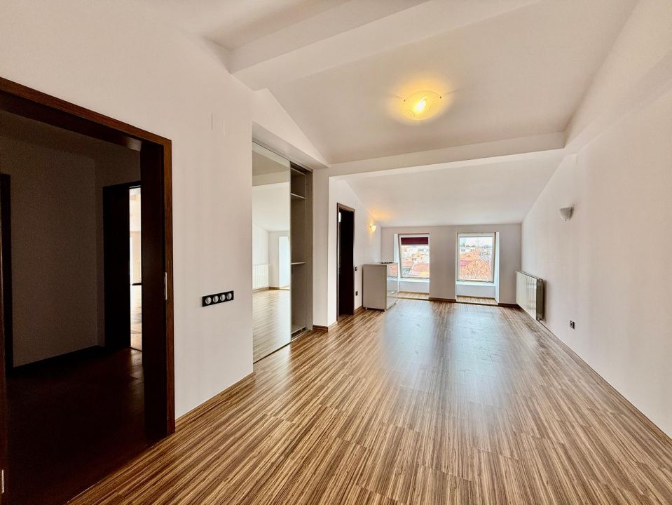 Apartament cu 4 camere de vânzare în Aviatorilor, București – fotografia 24 din 30