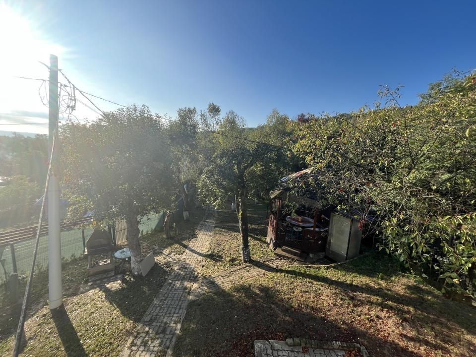 Casă cu 4 camere de vânzare în Central, Magura (Hulubesti) – fotografia 38 din 41