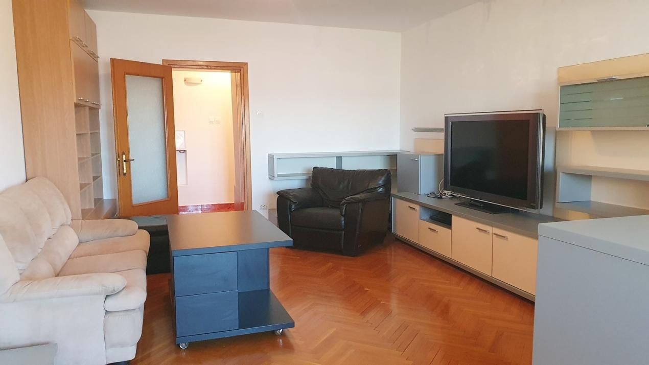 Apartament cu 3 camere de închiriat în Calea Calarasilor, București – fotografia 2 din 12