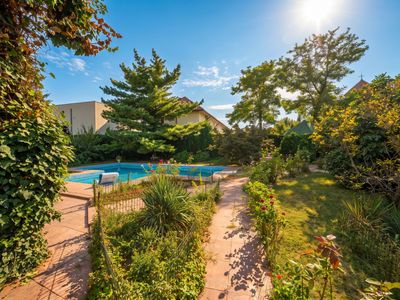 Casă cu 6 camere de vânzare în Fundeni, București – fotografia 3 din 48