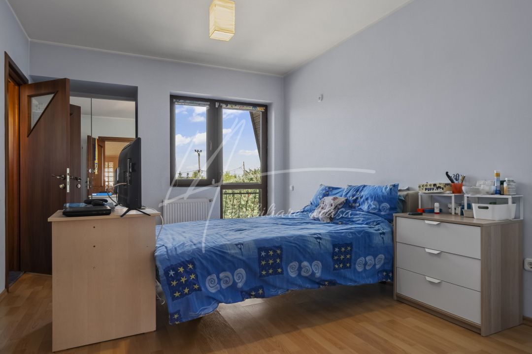 Casă cu 7 camere de vânzare în Central, Balotești – fotografia 17 din 27