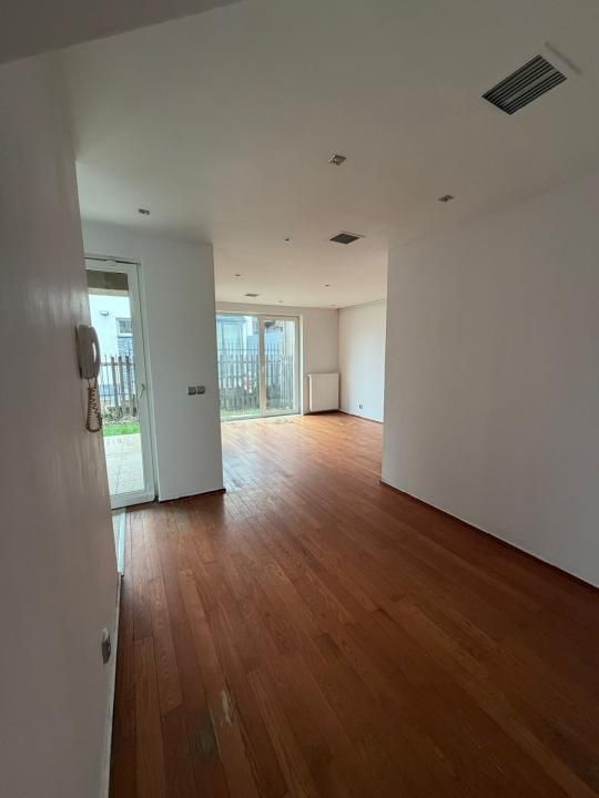 Casă cu 4 camere de vânzare în Central, Tunari – fotografia 17 din 25