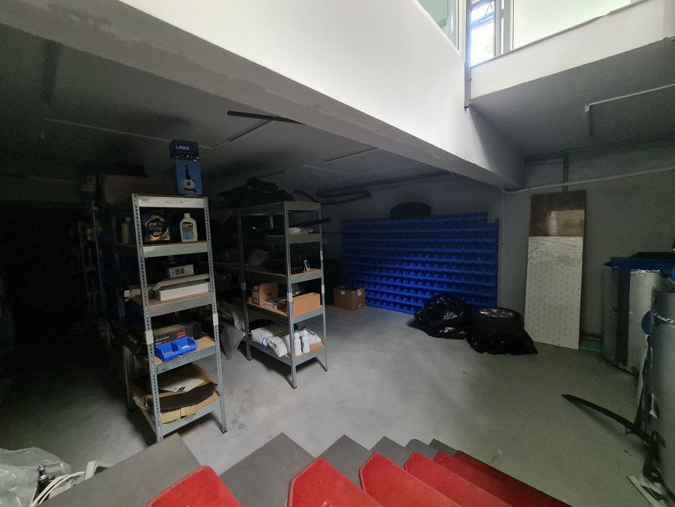 Casă cu 15 camere de vânzare în Mogoșoaia – fotografia 43 din 48