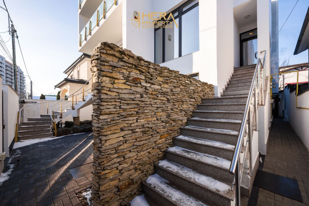 Casă cu 8 camere de vânzare în Ultimul leu, Galați – fotografia 4 din 86