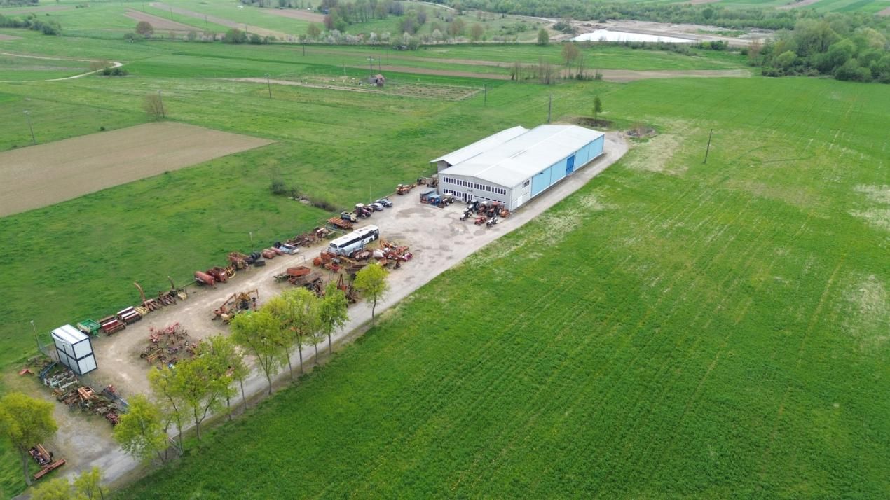 Spațiu industrial de închiriat în Est, Grosi – fotografia 6 din 9