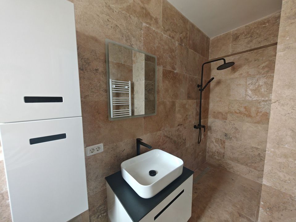 Casă cu 4 camere de vânzare în Nord, Tunari – fotografia 9 din 24