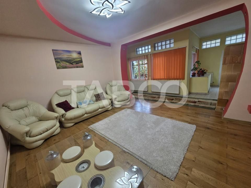 Casă cu 3 camere de vânzare în Beclean – fotografia 7 din 16