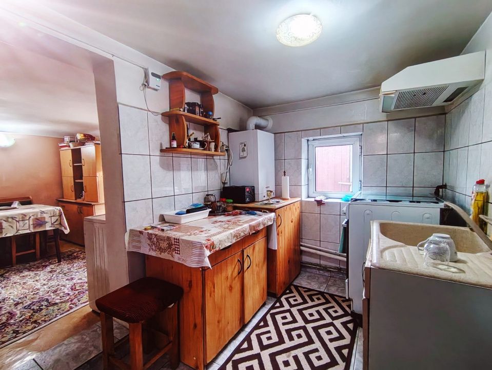 Casă cu 5 camere de vânzare în Km 5, Constanța – fotografia 9 din 21