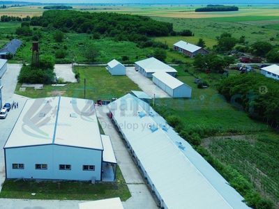 Spațiu industrial de vânzare în Salard – fotografia 2 din 16