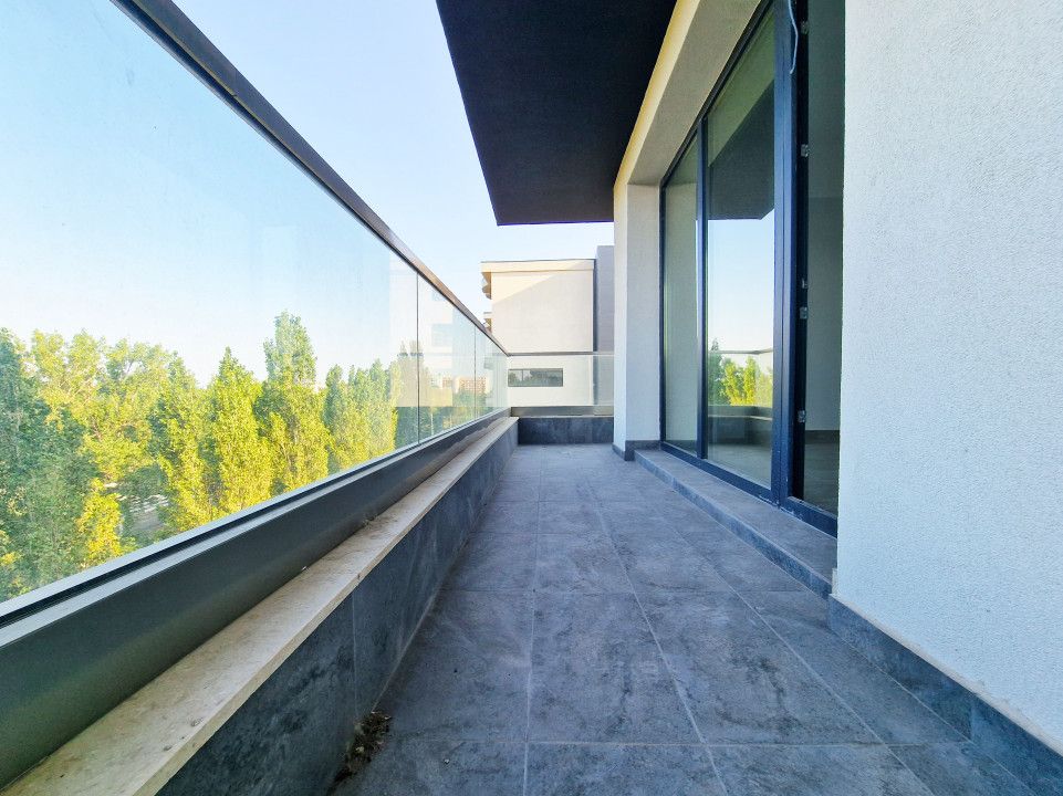 Apartament cu 3 camere de vânzare în Mamaia – fotografia 7 din 15
