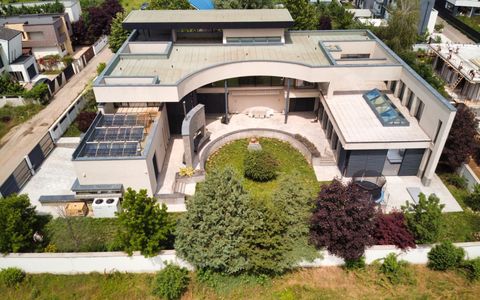Casă cu 8 camere de închiriat în Băneasa, București