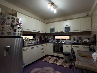Casă cu 9 camere de vânzare în Afumați – fotografia 4 din 17