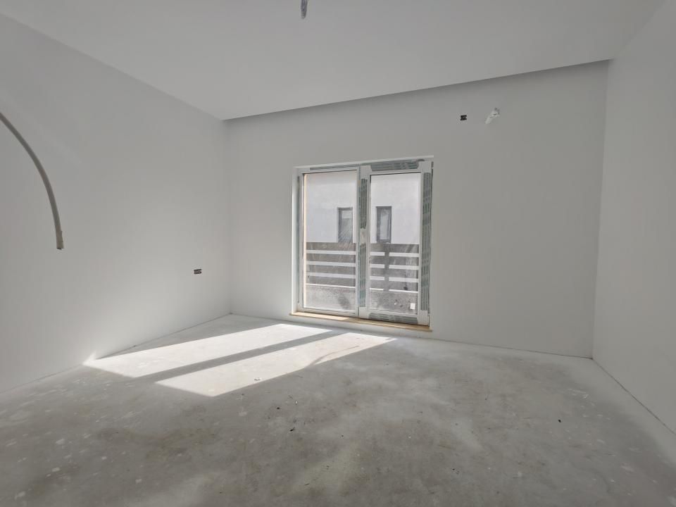 Casă cu 6 camere de vânzare în Tunari – fotografia 11 din 20