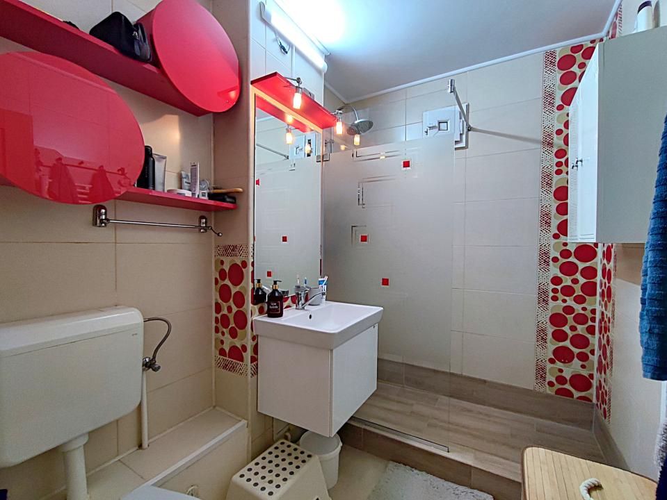 Apartament cu 2 camere de vânzare în Faleza Nord, Constanța – fotografia 16 din 18