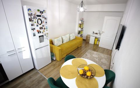 Apartament cu 3 camere de vânzare în Cug, Iași