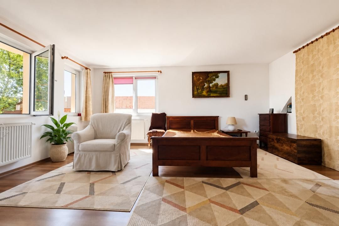 Casă cu 6 camere de vânzare în Padureni (Jebel) – fotografia 8 din 11