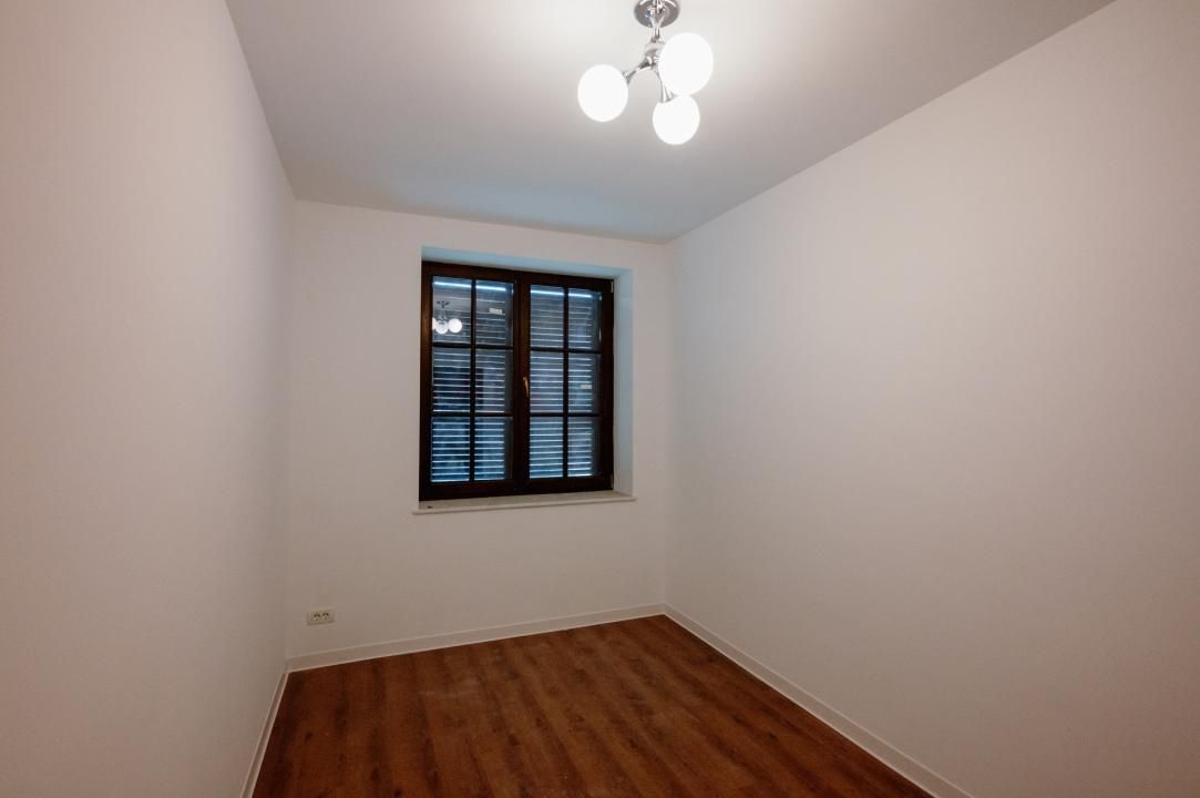 Casă cu 4 camere de vânzare în Central, Ștefănești – fotografia 30 din 64