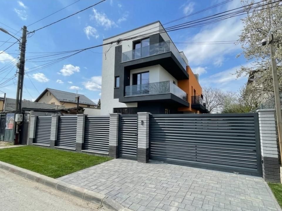 Casă cu 6 camere de vânzare în Sisesti, București – fotografia 2 din 15