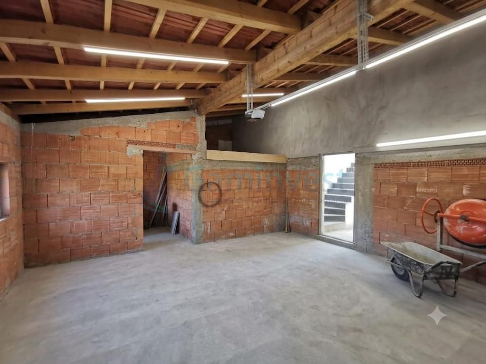 Casă cu 6 camere de vânzare în Central, Paleu – fotografia 18 din 25