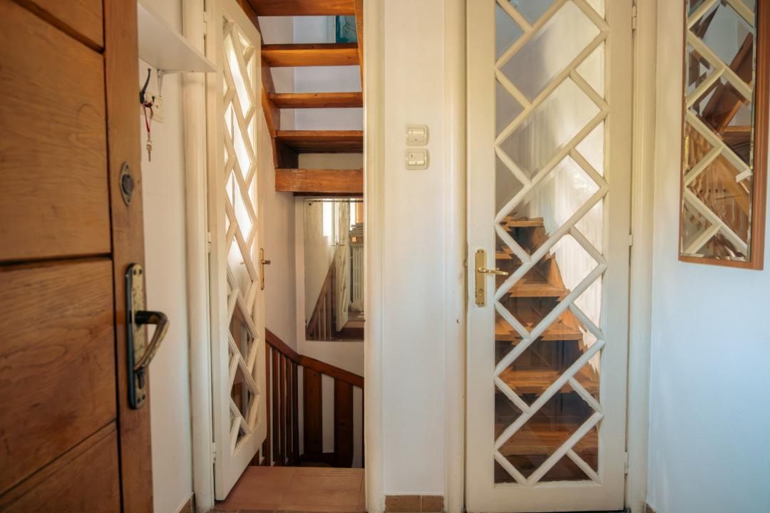 Casă cu 9 camere de vânzare în Cotroceni, București – fotografia 14 din 46