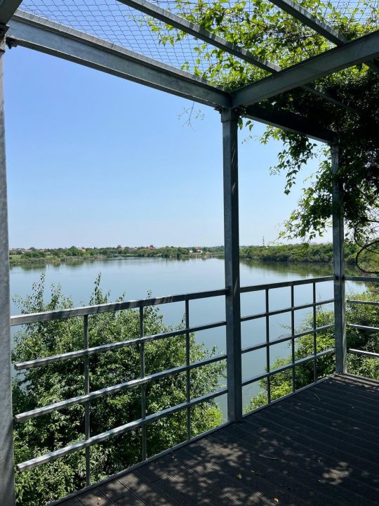 Casă cu 13 camere de vânzare în Exterior Est, Crevedia – fotografia 46 din 54