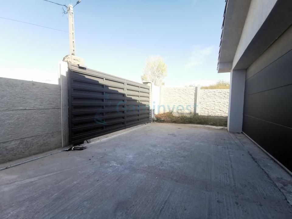 Casă cu 6 camere de vânzare în Central, Paleu – fotografia 21 din 25