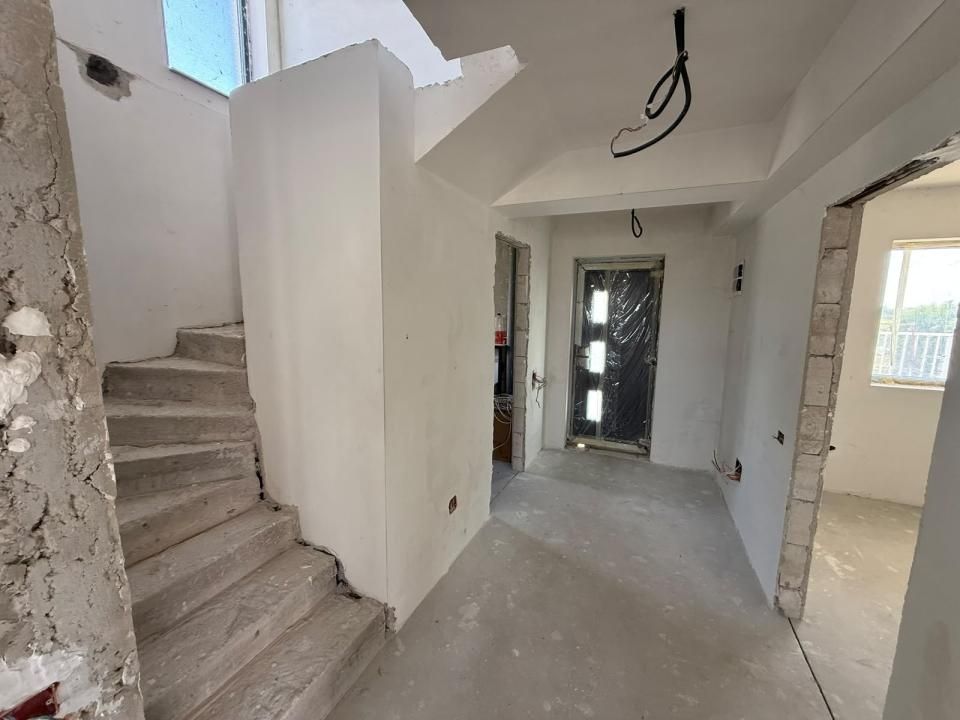 Casă cu 4 camere de vânzare în Sud, Berceni – fotografia 20 din 30
