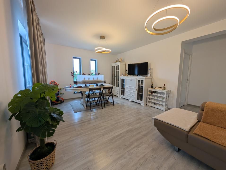 Casă cu 3 camere de vânzare în Central, Hemeius – fotografia 10 din 13