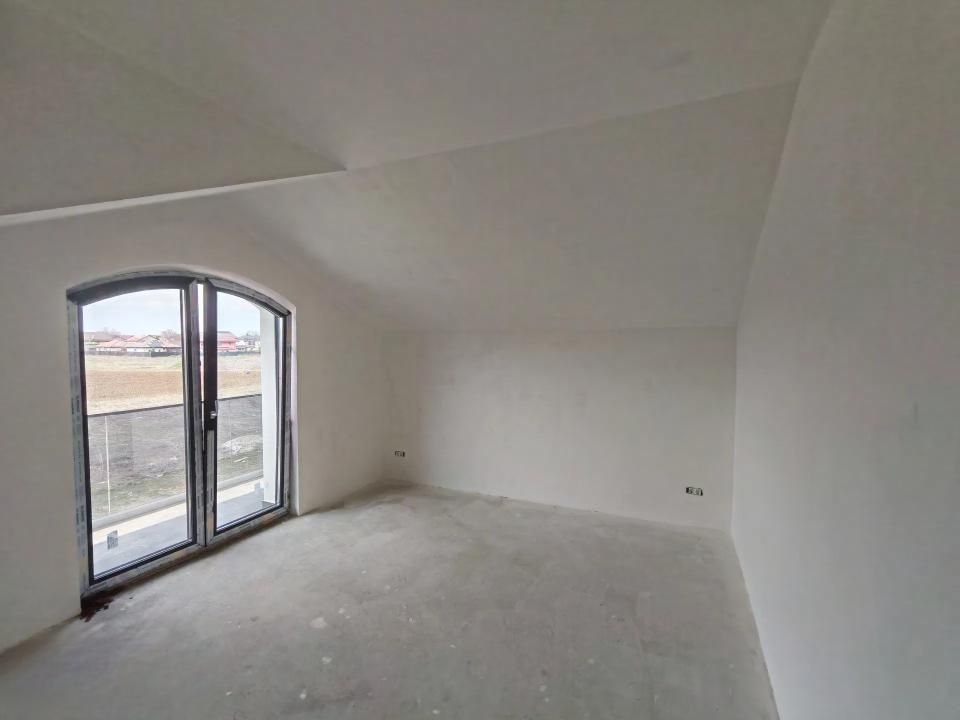 Casă cu 5 camere de vânzare în Tunari – fotografia 19 din 20