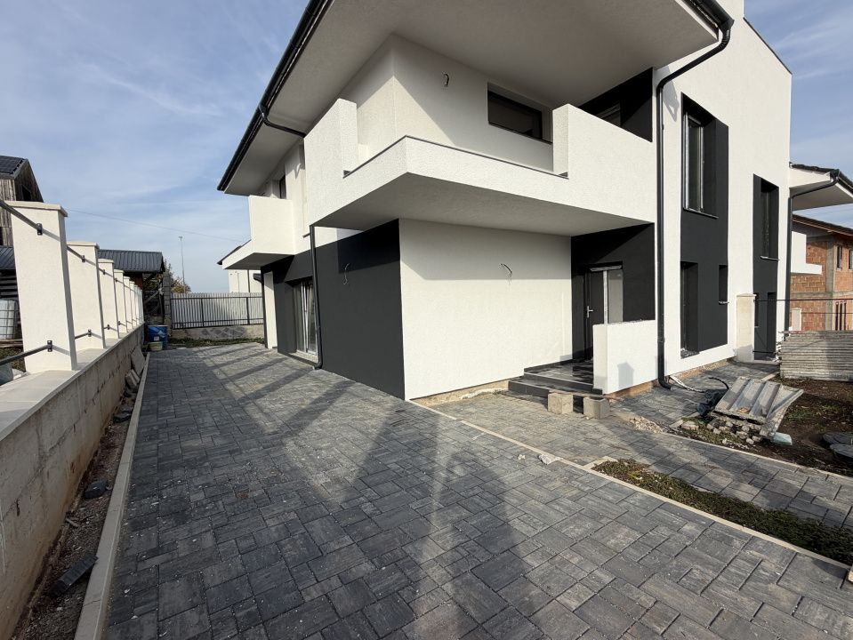 Casă cu 4 camere de vânzare în Cetate, Alba Iulia – fotografia 3 din 8