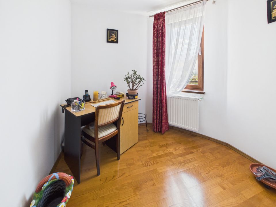 Hotel / pensiune cu 10 camere de vânzare în Tohanu Nou – fotografia 7 din 46
