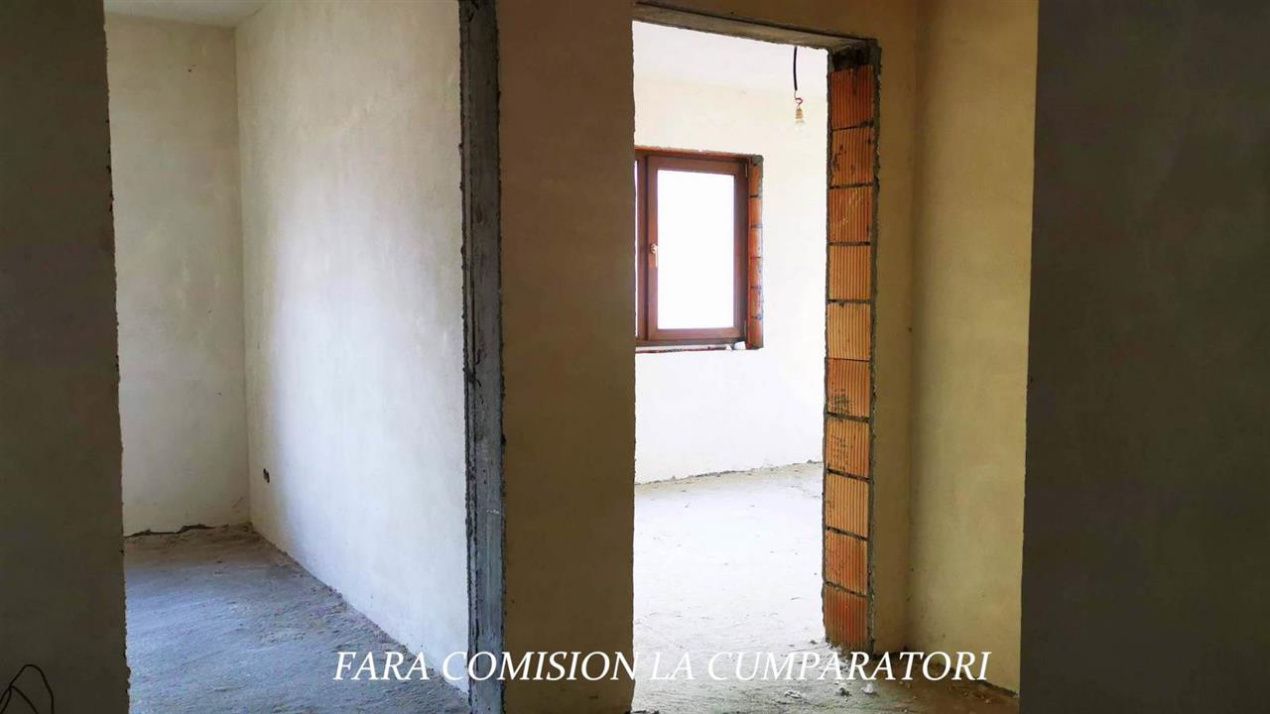 Casă cu 6 camere de vânzare în Sud, Băile Olănești – fotografia 5 din 25