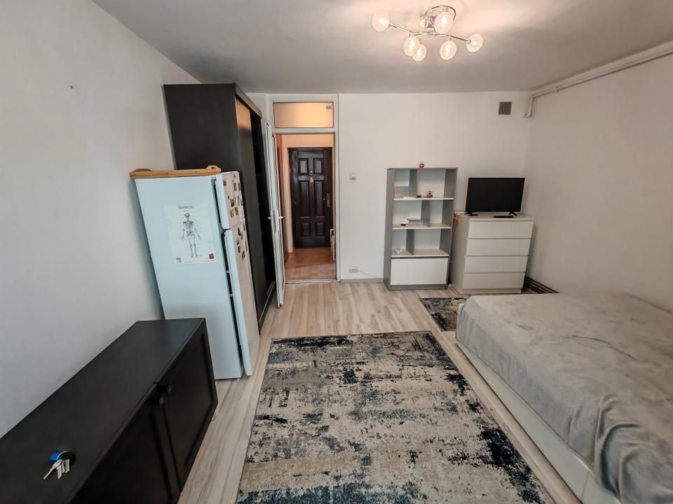 Garsonieră cu 1 cameră de închiriat în Titan, București – fotografia 2 din 6