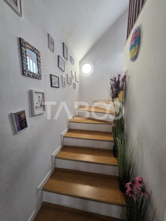 Casă cu 7 camere de vânzare în Sura Mica – fotografia 13 din 18