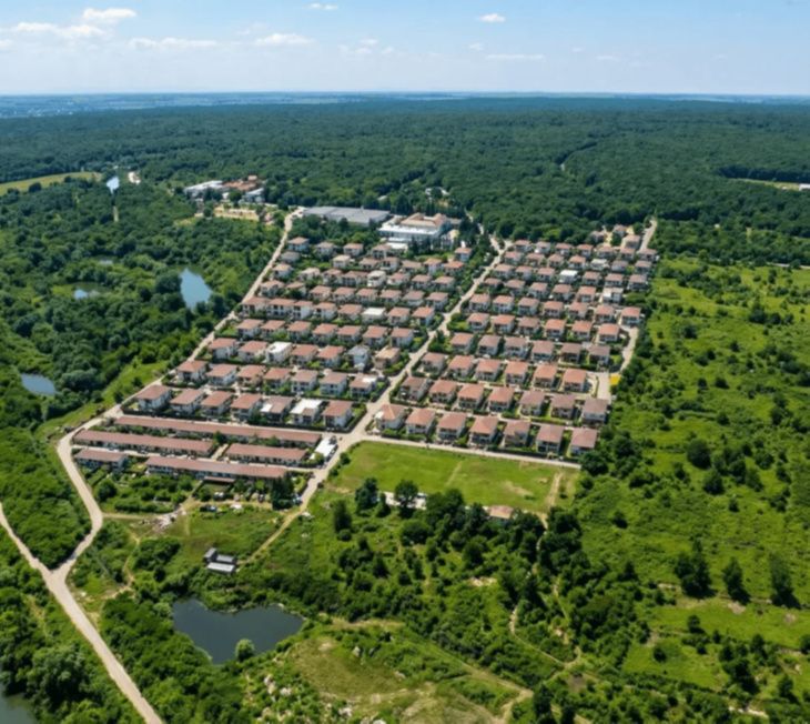 Spațiu comercial cu 3 camere de vânzare în 1 Decembrie – fotografia 3 din 5