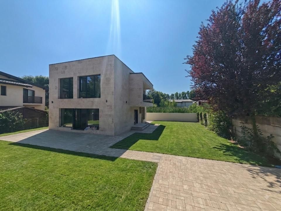 Casă cu 6 camere de vânzare în Tunari – fotografia 16 din 28