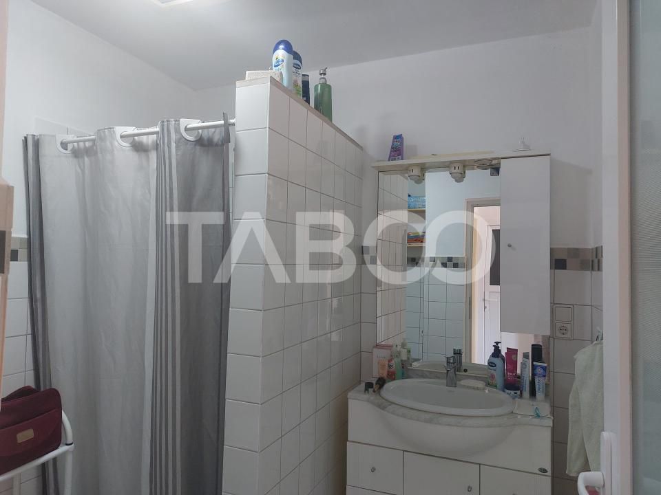 Casă cu 4 camere de vânzare în Cisnădie – fotografia 11 din 25