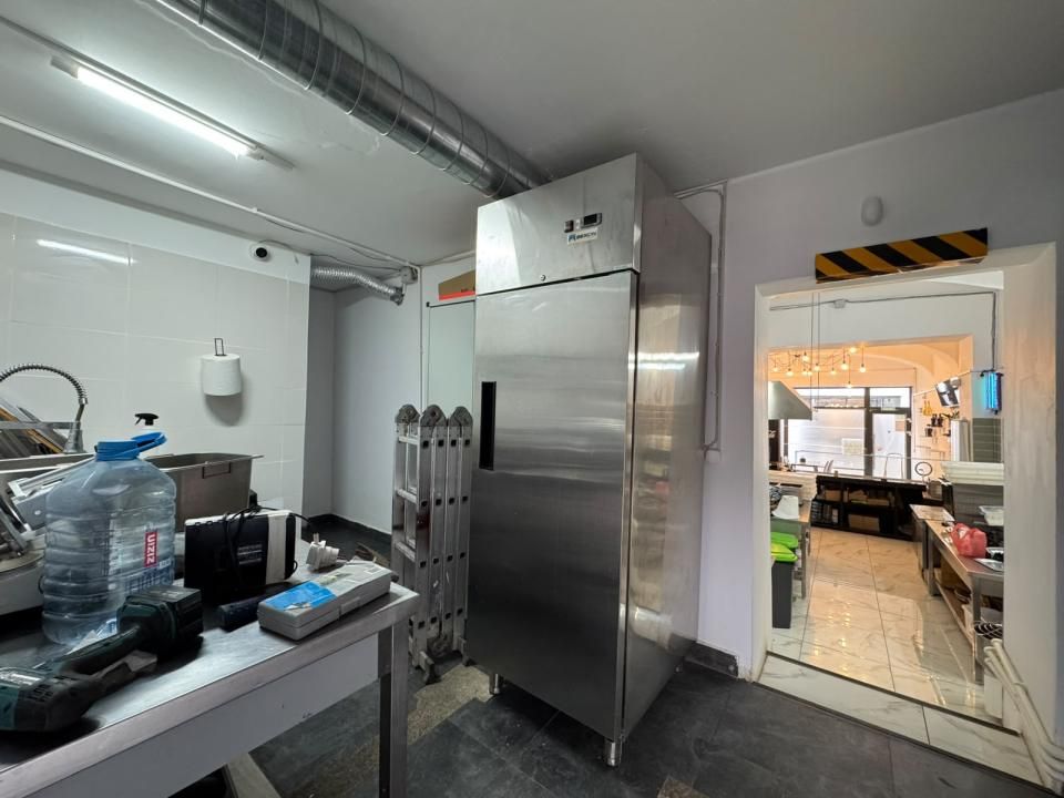 Spațiu comercial cu 2 camere de închiriat în Piata Unirii, Iași – fotografia 6 din 11