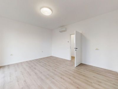 Casă cu 7 camere de închiriat în Iancu Nicolae, București – fotografia 5 din 20