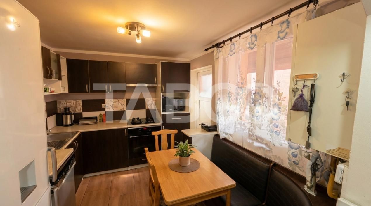 Casă cu 5 camere de vânzare în Seica Mare – fotografia 6 din 14