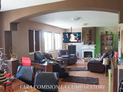 Casă cu 6 camere de vânzare în Central, Pausesti-Maglasi – fotografia 5 din 28