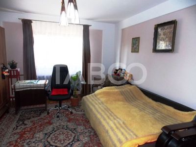Casă cu 6 camere de vânzare în Gusterita, Sibiu – fotografia 4 din 23