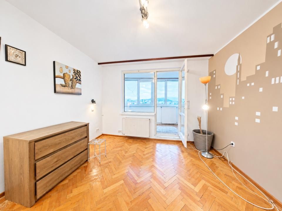 Apartament cu 3 camere de vânzare în Centrul Civic, Brașov – fotografia 7 din 16