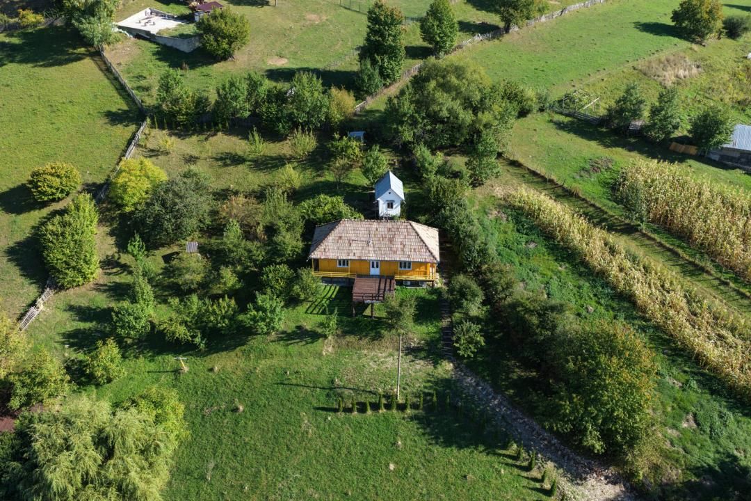 Casă cu 5 camere de vânzare în Buhalnita – fotografia 5 din 23
