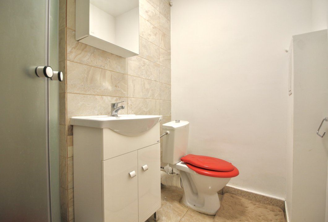 Apartament cu 4 camere de închiriat în Crângași, București – fotografia 14 din 17