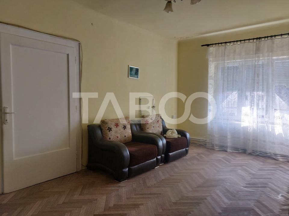 Apartament cu 3 camere de vânzare în Cisnădie – fotografia 4 din 27