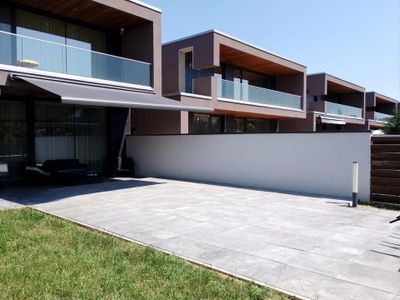 Casă cu 6 camere de vânzare în Voluntari – fotografia 3 din 35