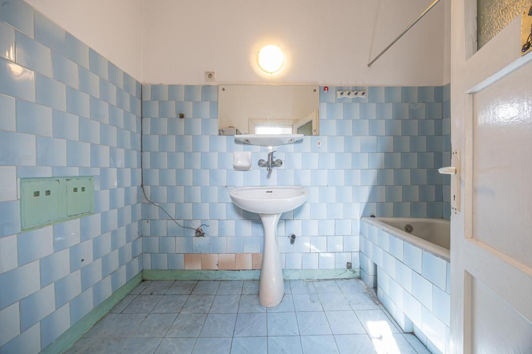 Apartament cu 2 camere de vânzare în Centrul Istoric, Brașov – fotografia 12 din 19