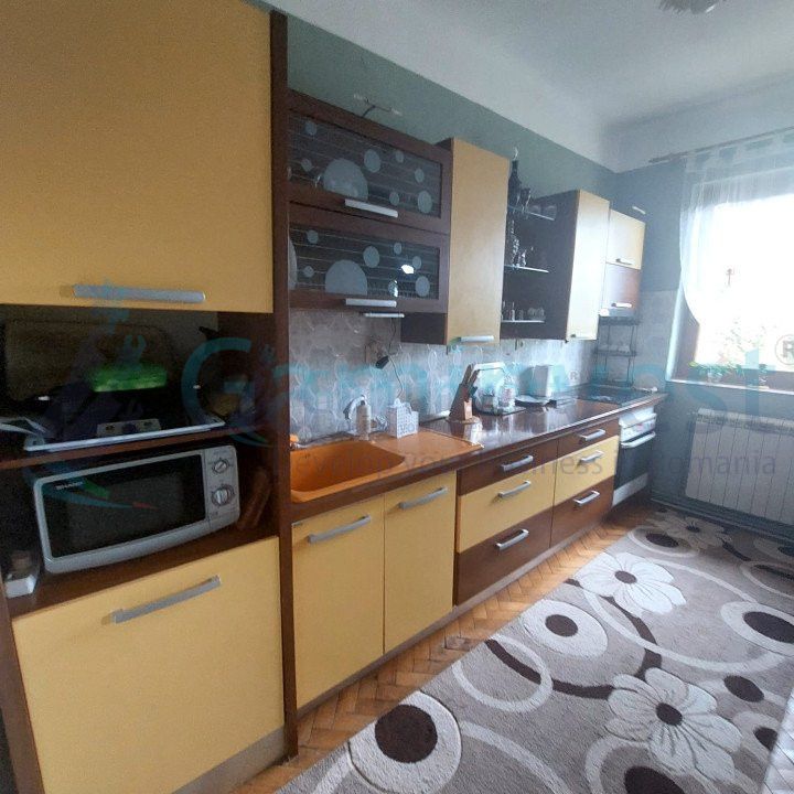 Casă cu 4 camere de vânzare în Valea lui Mihai – fotografia 3 din 10