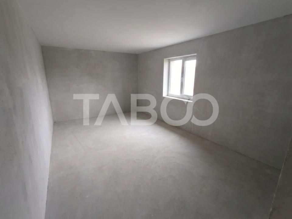 Casă cu 8 camere de vânzare în Cisnadioara – fotografia 26 din 29
